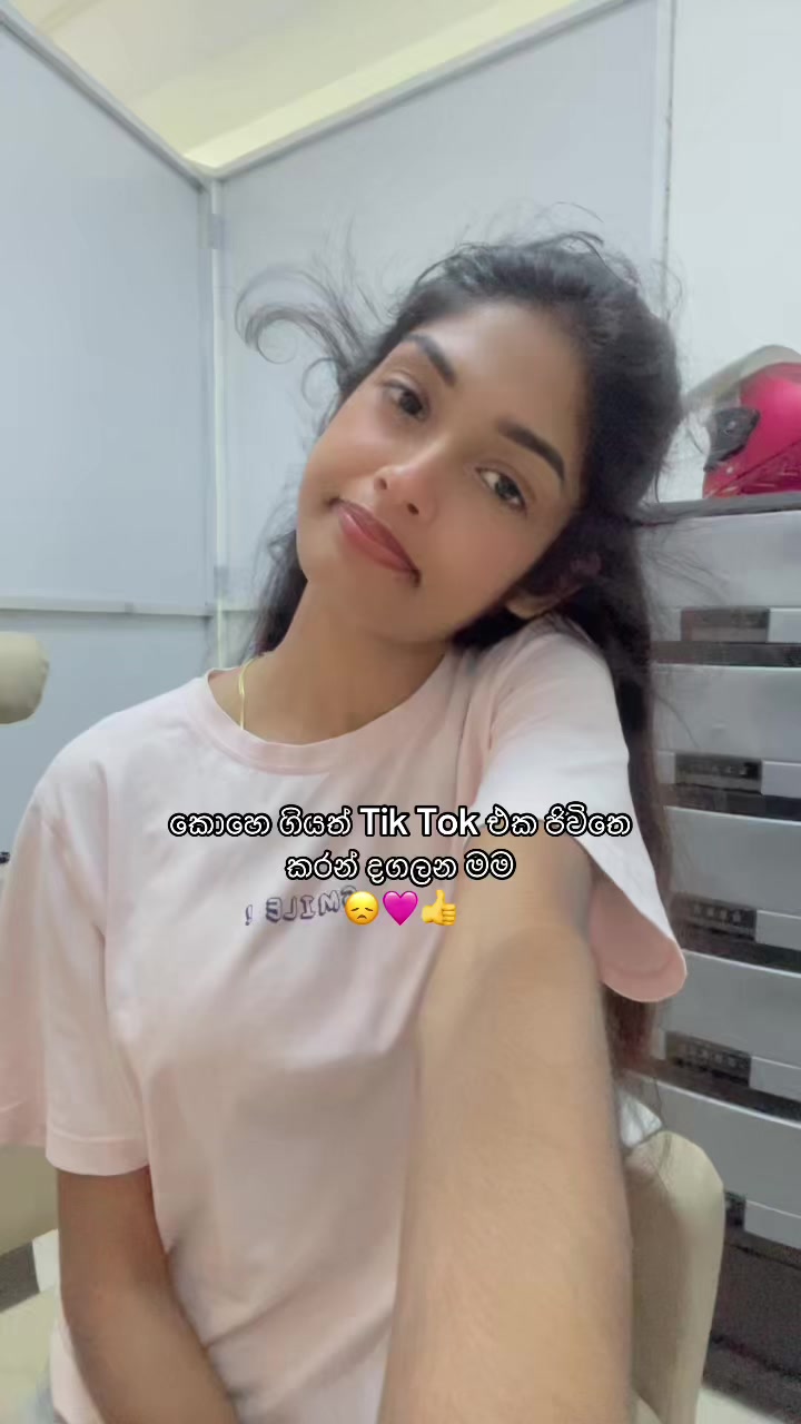 @"𝓐𝓫𝓱𝓲 𝓰𝓲𝓻𝓵 🎀🤍"