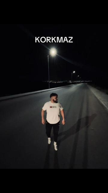 @🦂