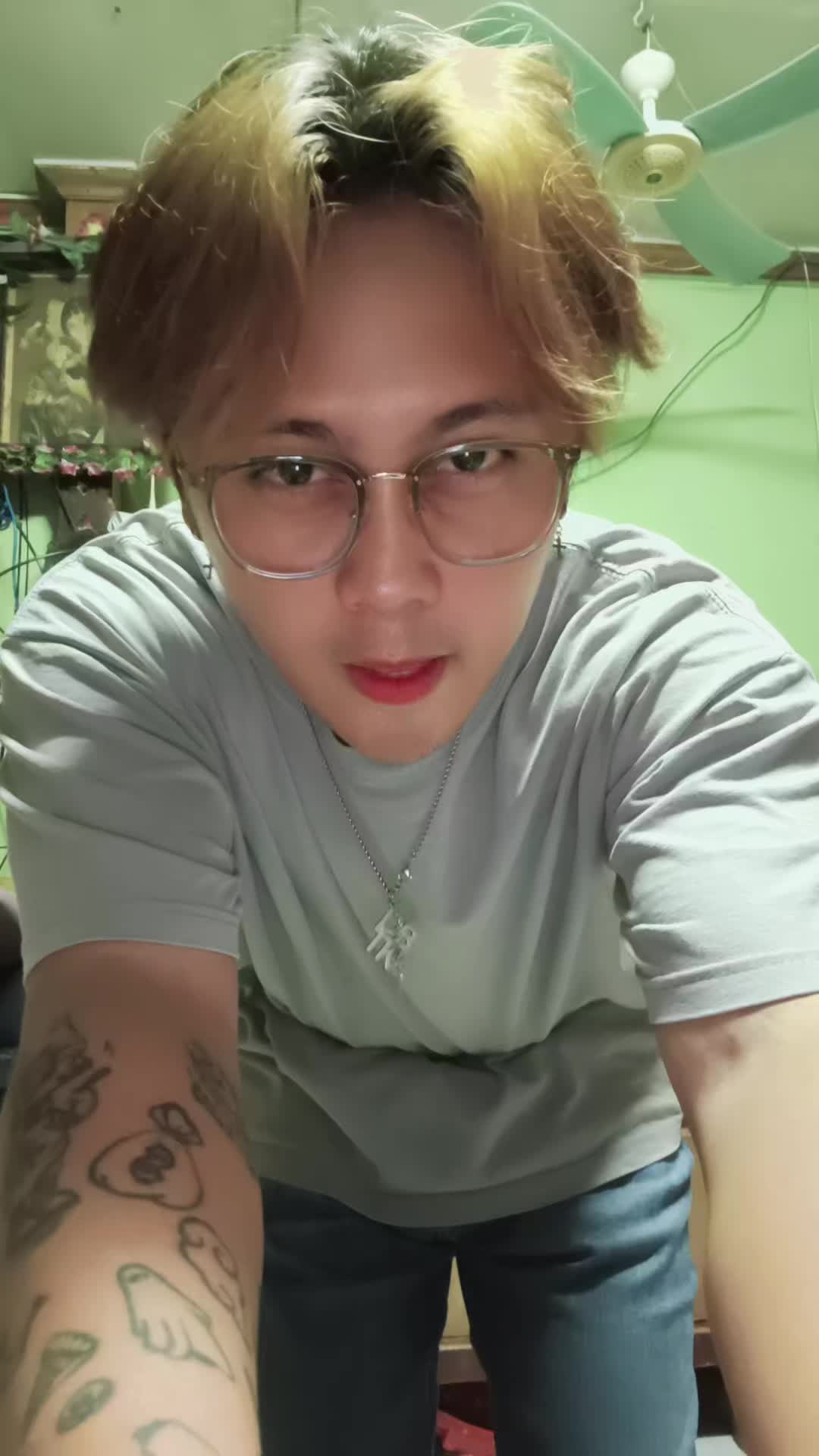 @Jhyct