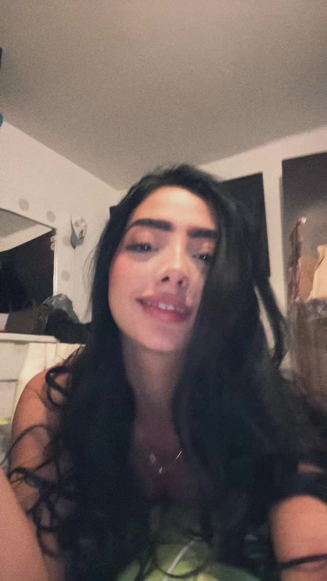 @Ale🙂↕️