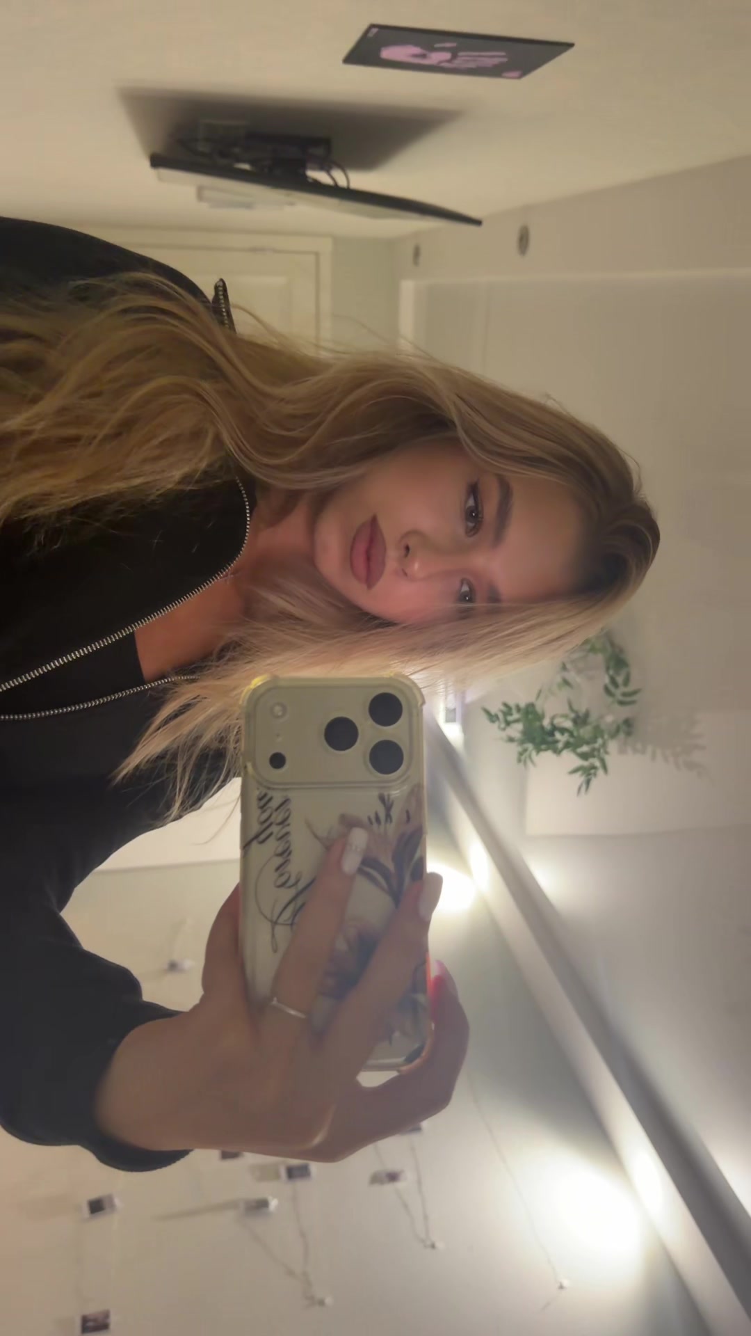 @катииии🤍