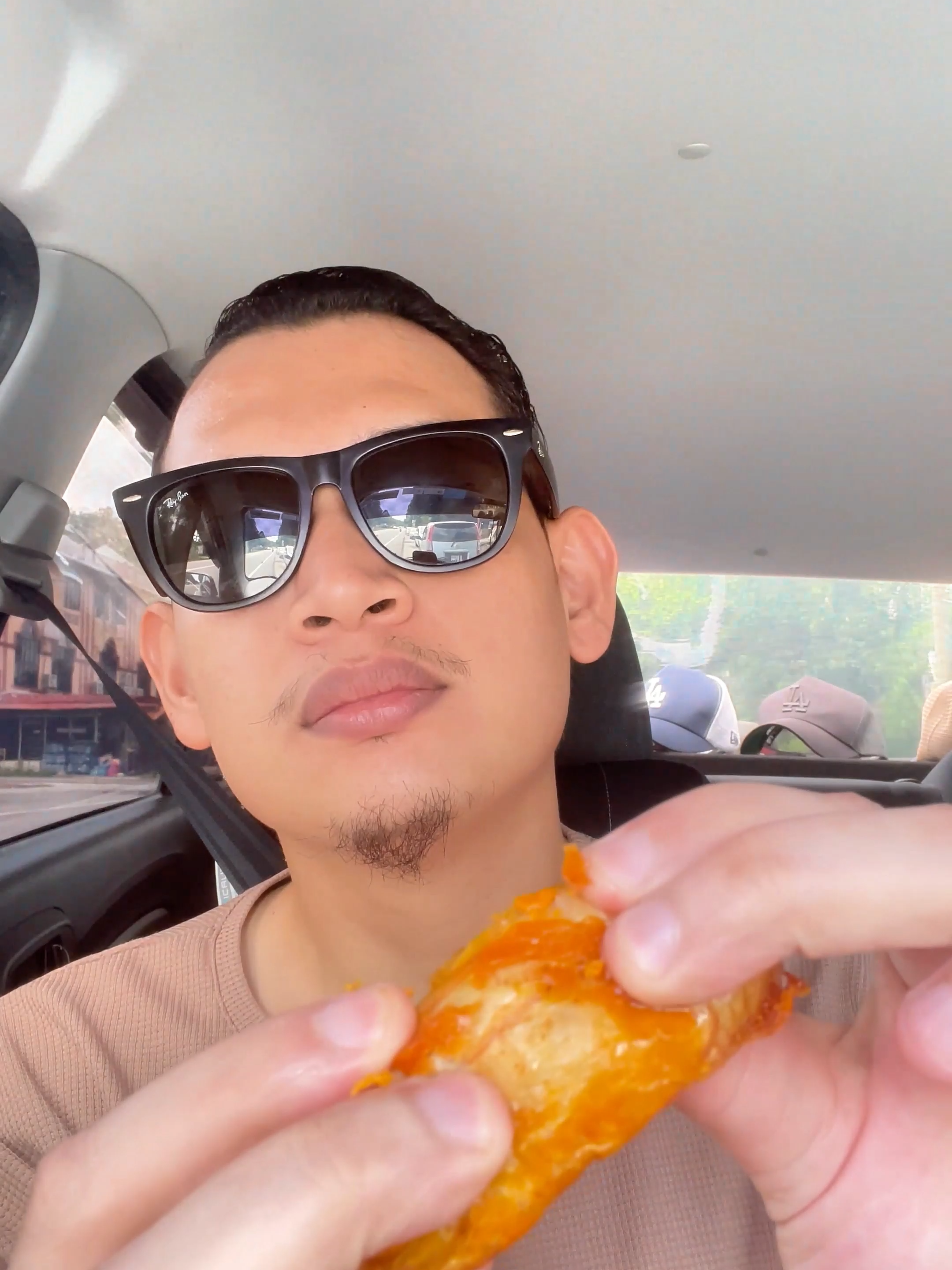 @Puah Mikir Makan Mano?