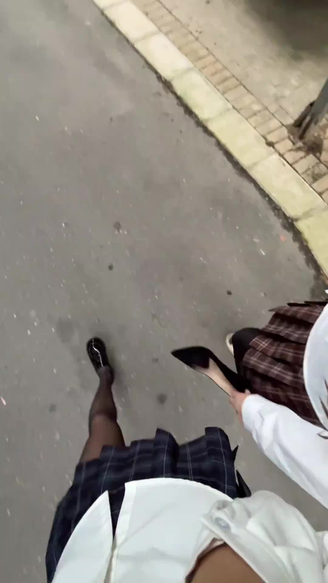 @𝙃𝙖𝙧𝙞_𝙘𝙝𝙖𝙣 🎀