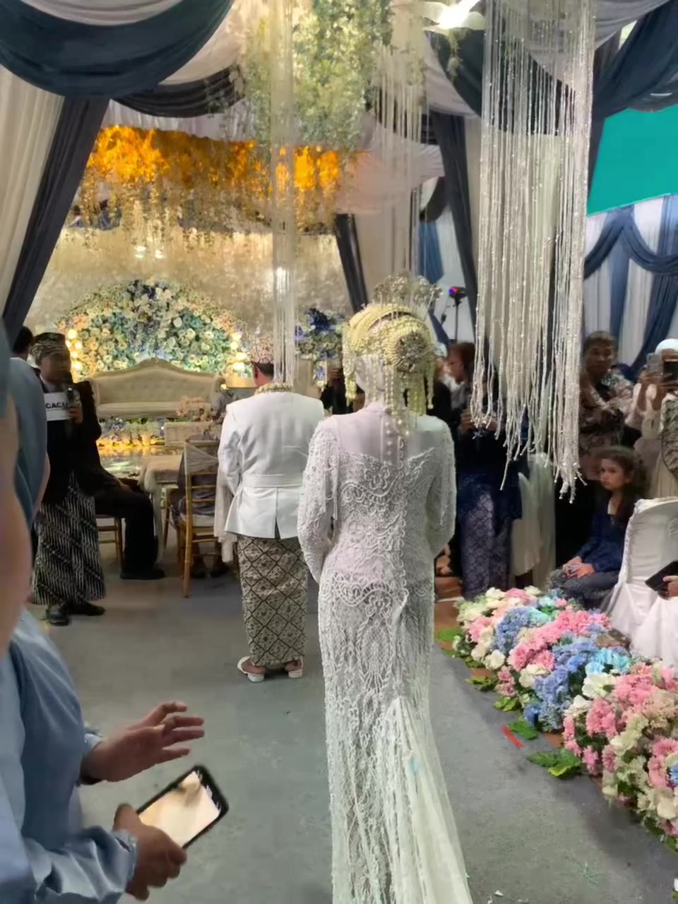 @suaminyasenioktaviani