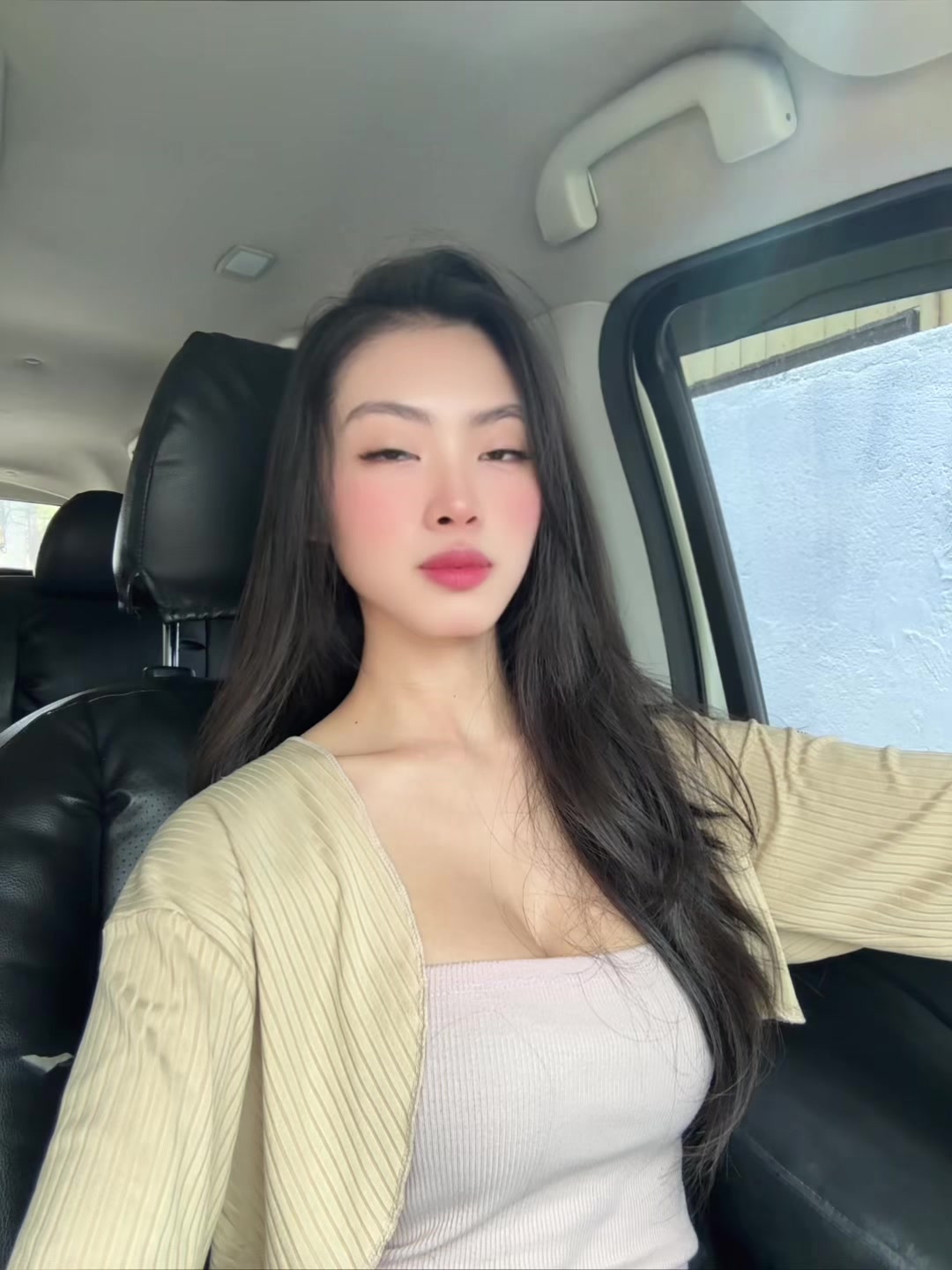@️
