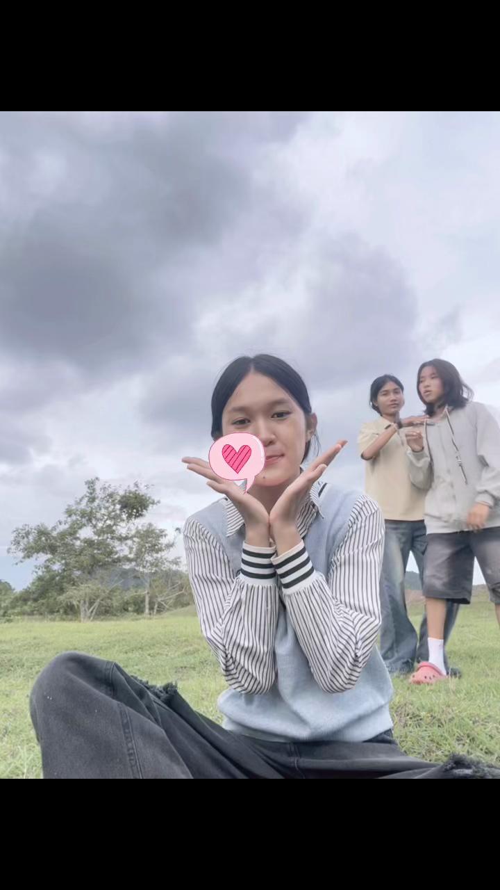 @បរិភោគផ្កាឈូក💅🙆♀️