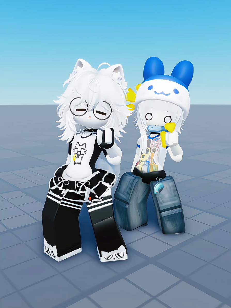 @₊⊹ 𝙔𝙚𝙮𝙚⋆˚ 𝜗𝜚˚⋆