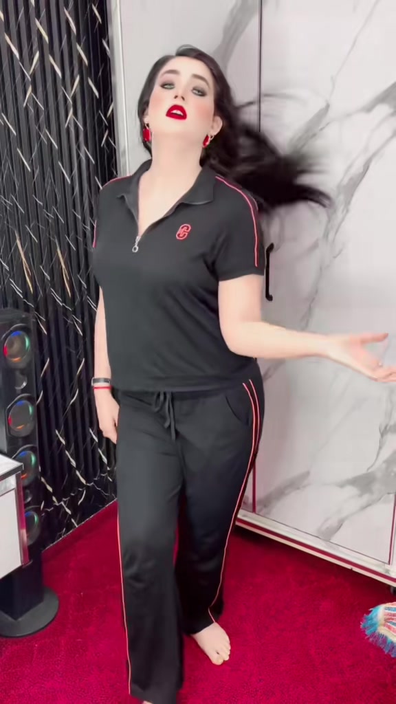 @RimshaKhanofficial