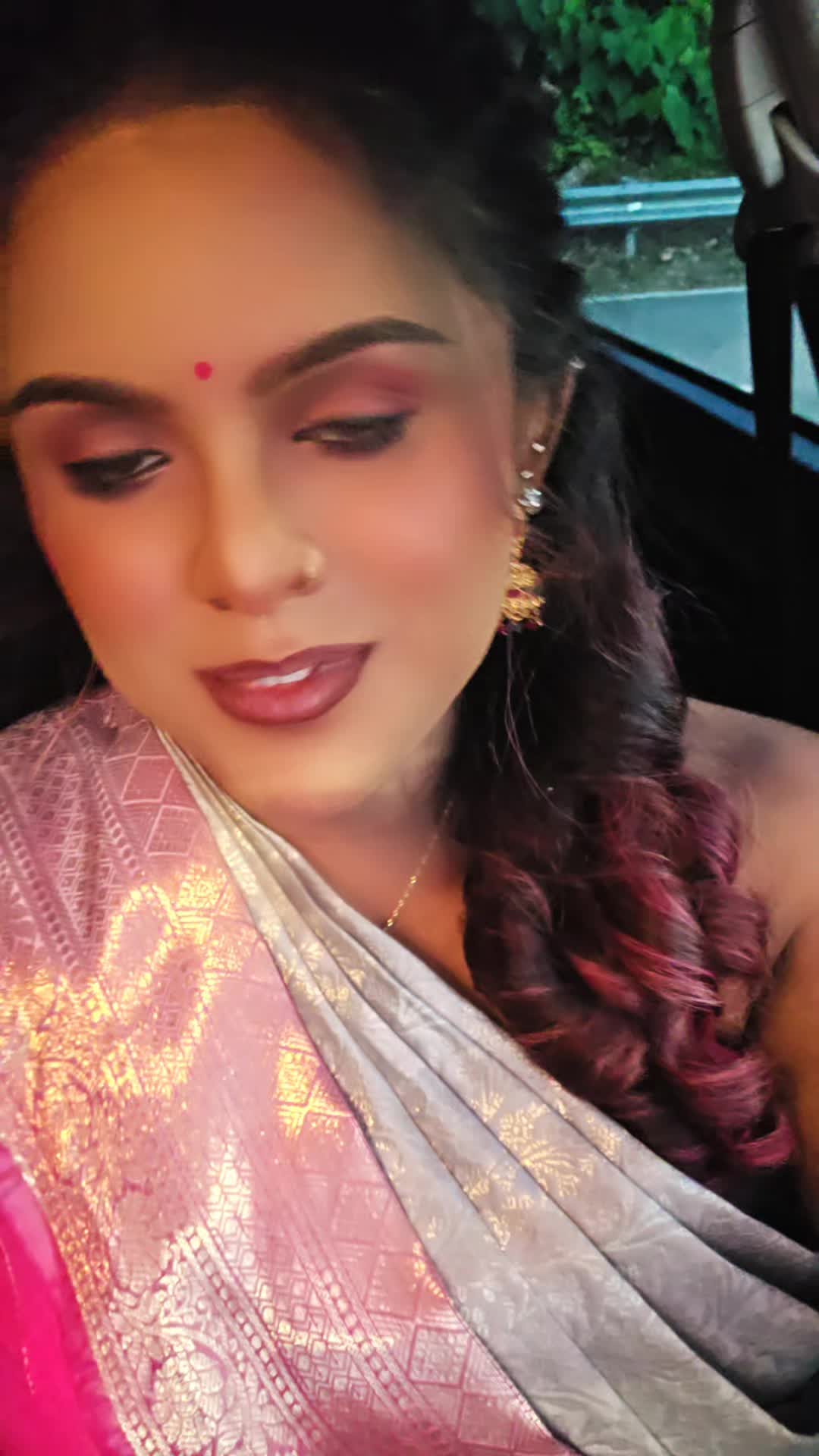 @indianceyloneseladiki