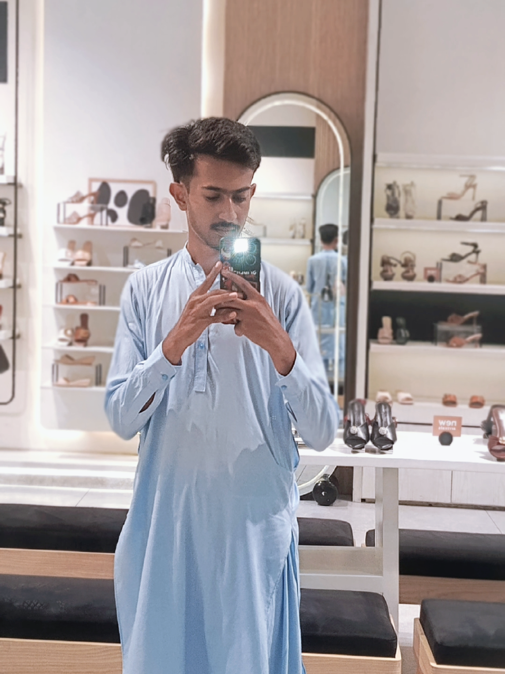 @Hasnat ⚡️ SANDHU 🪐