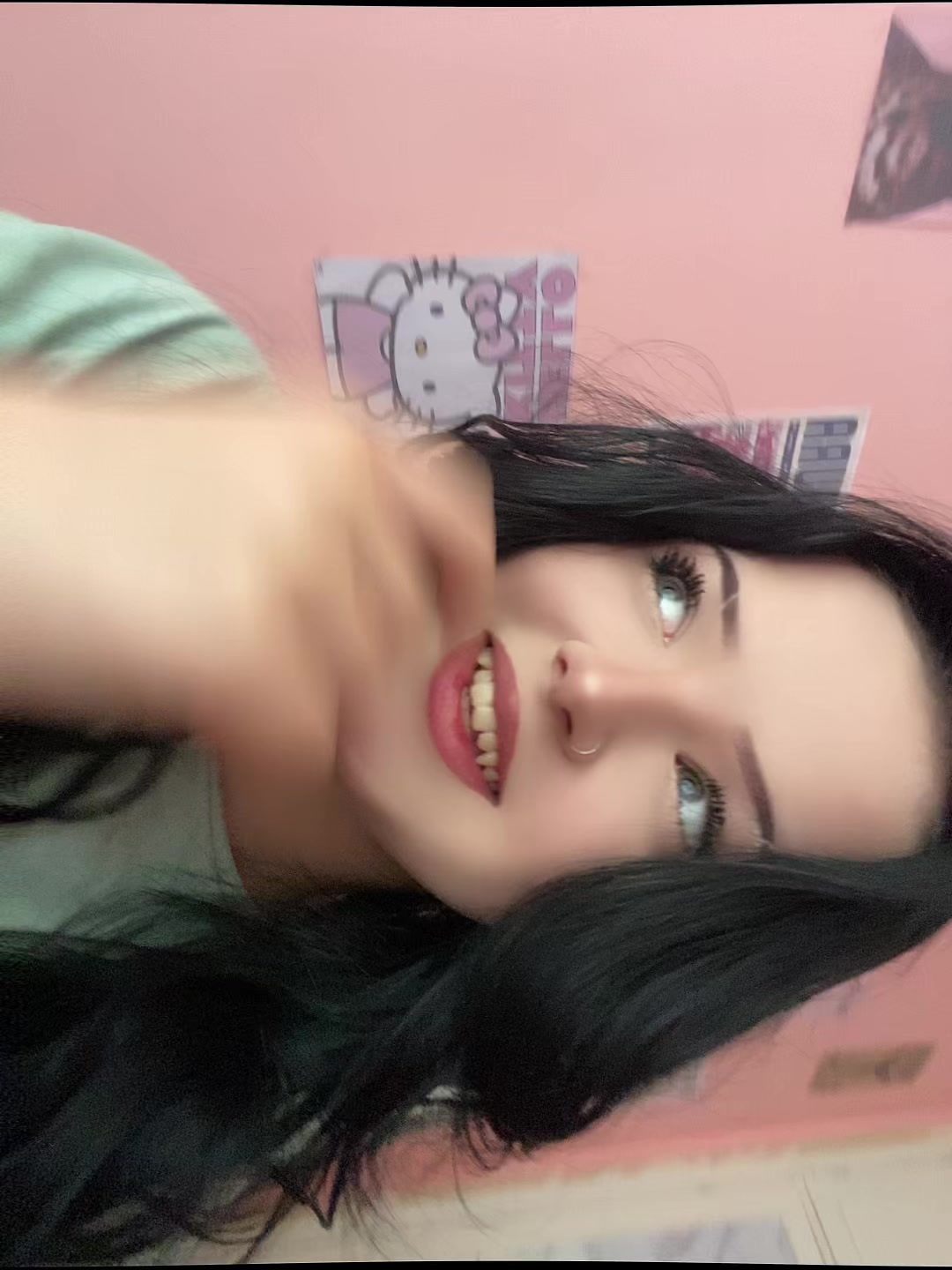 @Маленька