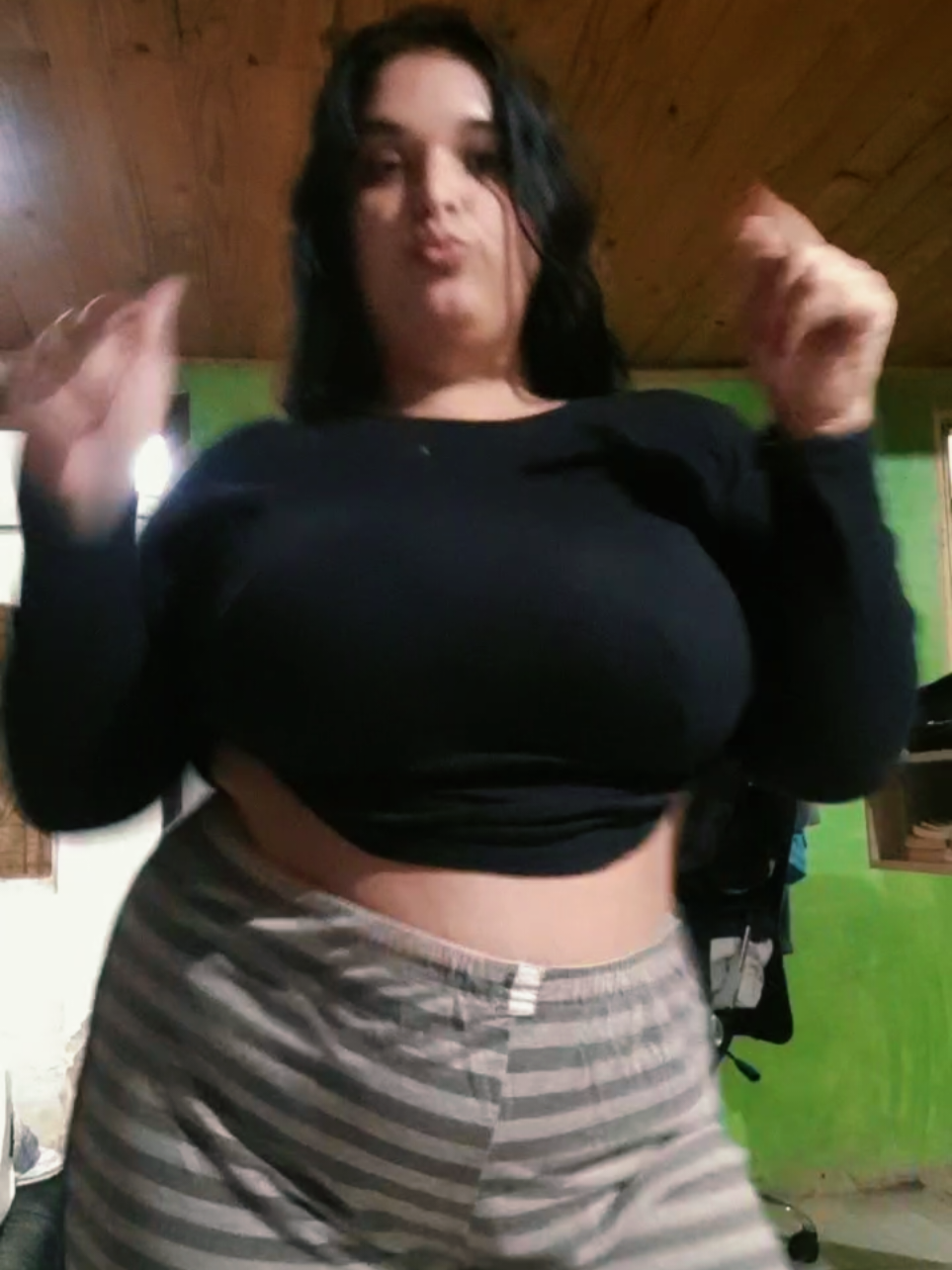 @Slk.Lary