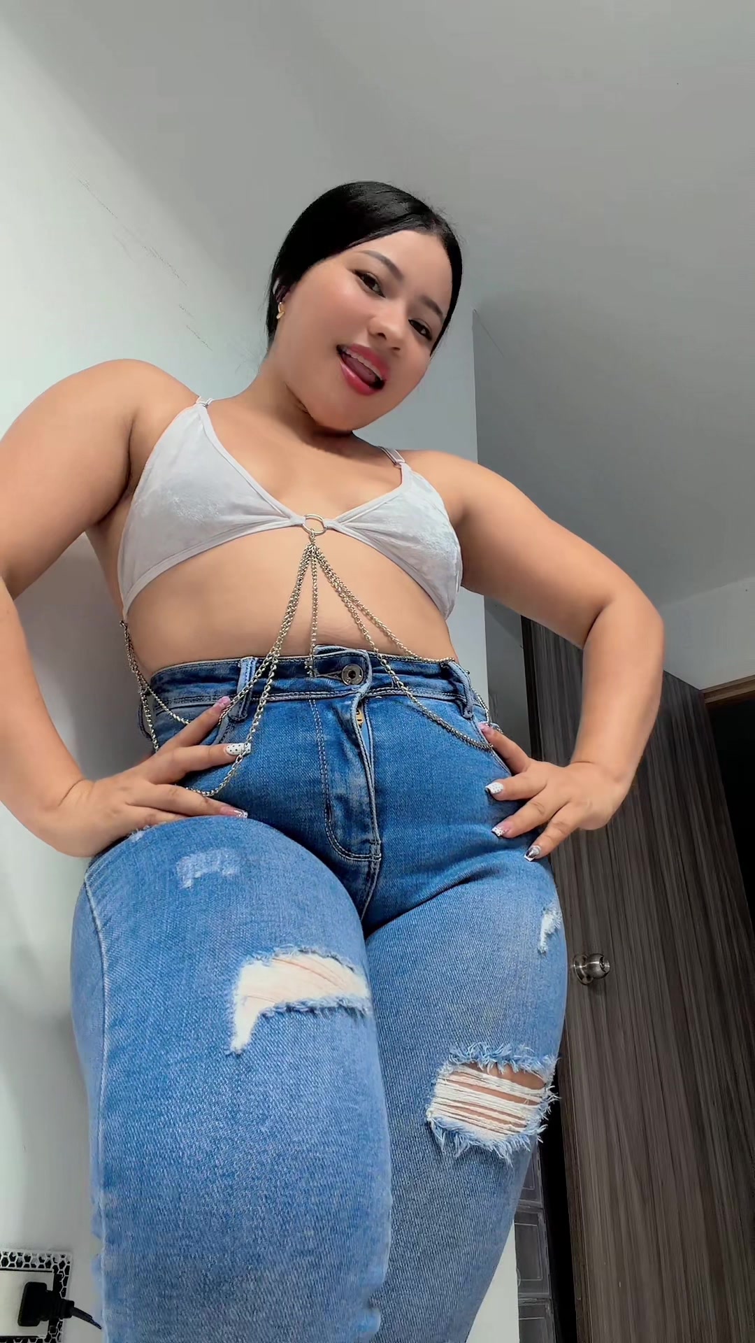 @M&oacute;nica Zambrano