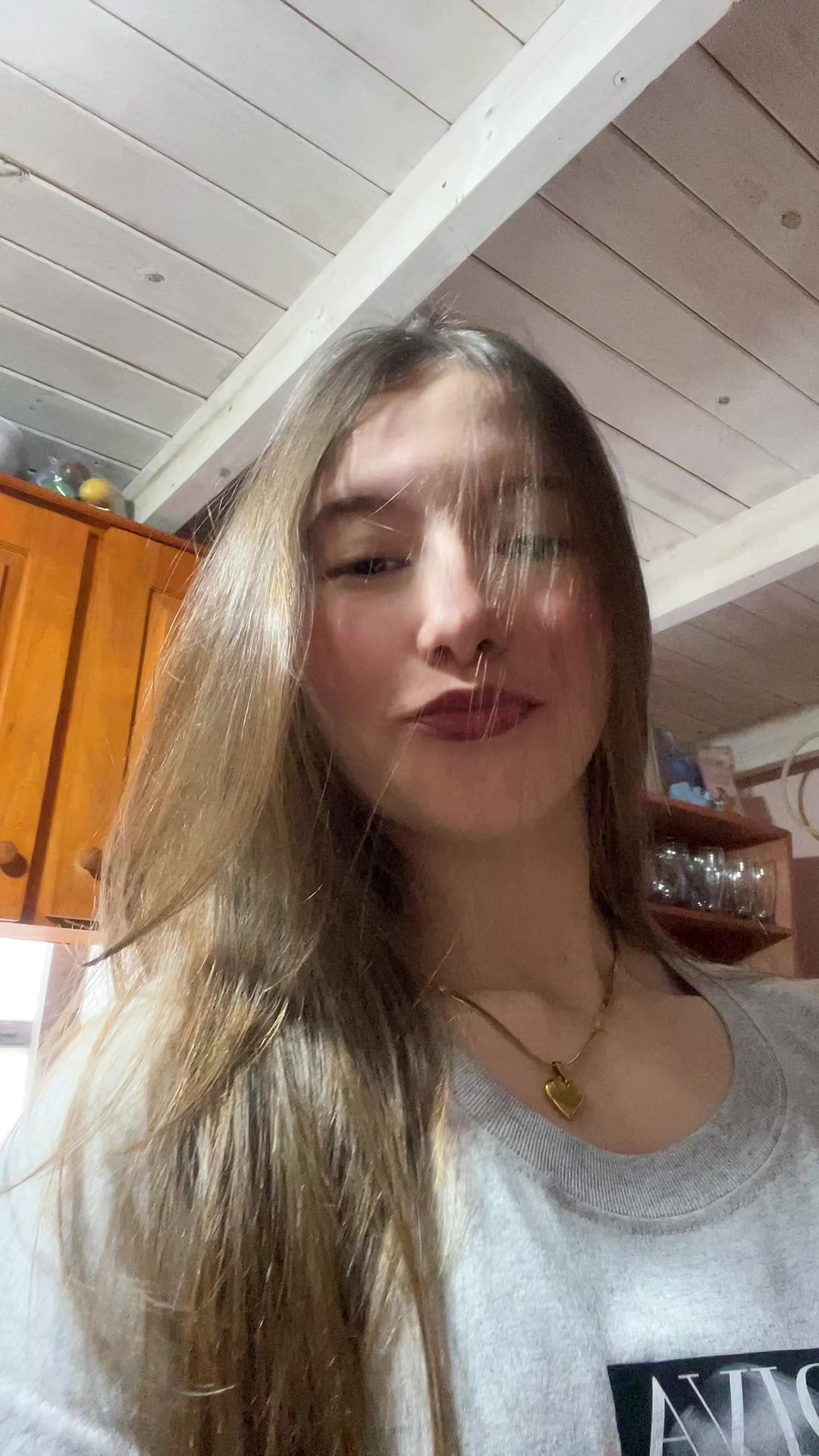 @Antonela 𓆰 𓆪