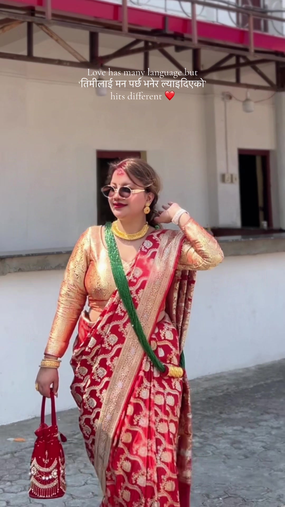 @Deepikaaa_