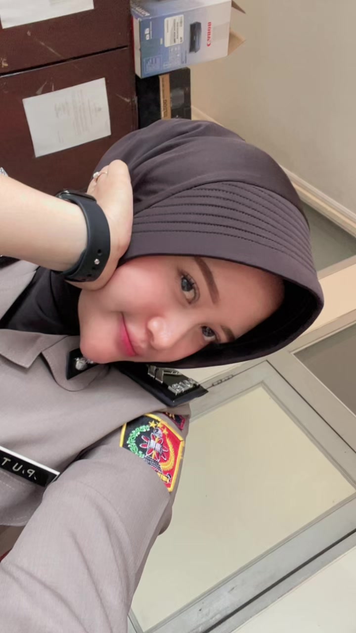 @Putriii