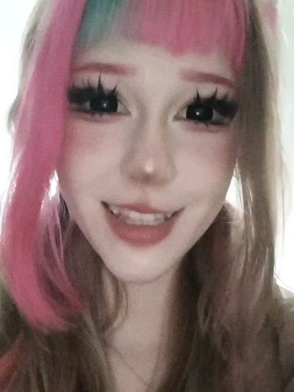 @𝓜𝓪𝓷𝓭𝓻𝓲𝓼♡
