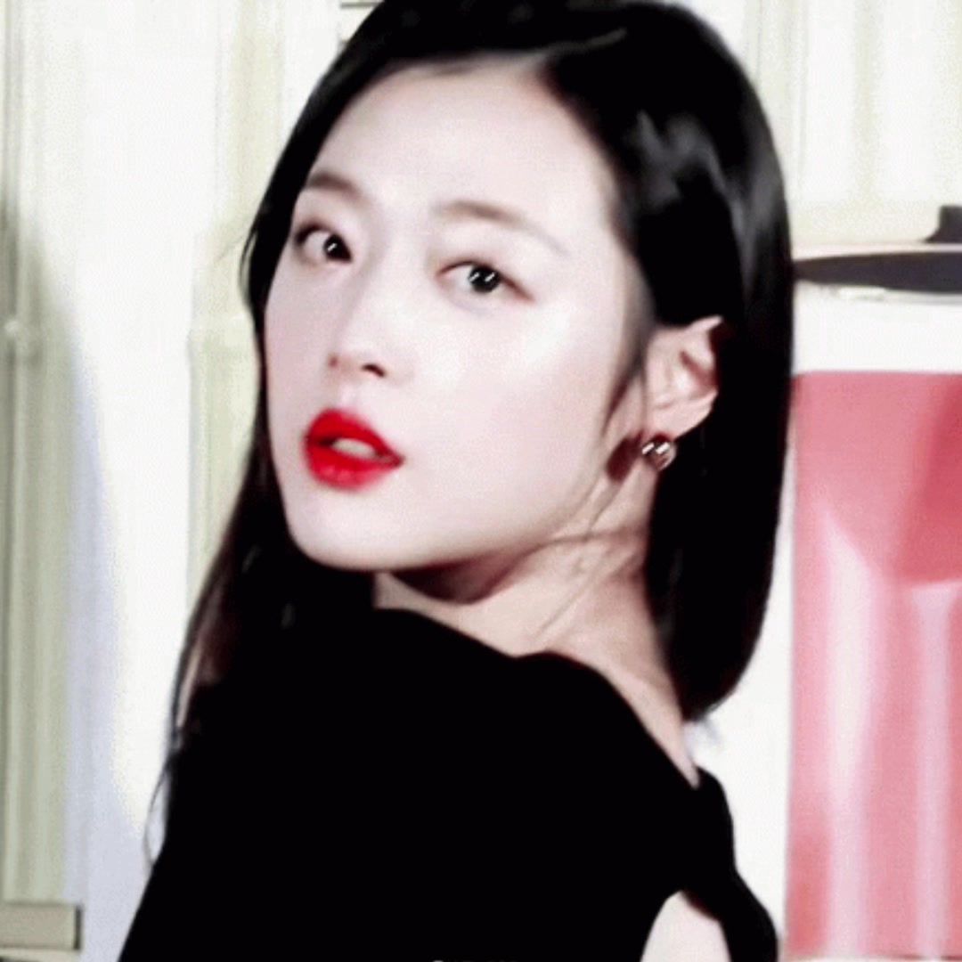@Sulli