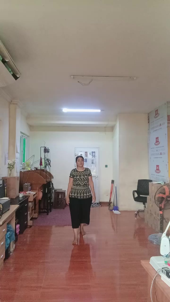 @Sandar_Thein_Official