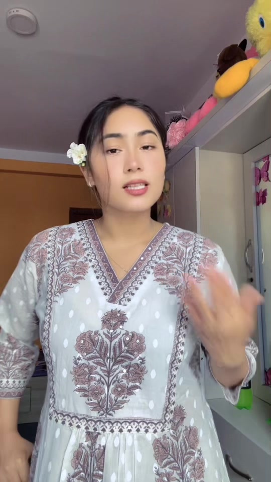 @Manisha_🦋
