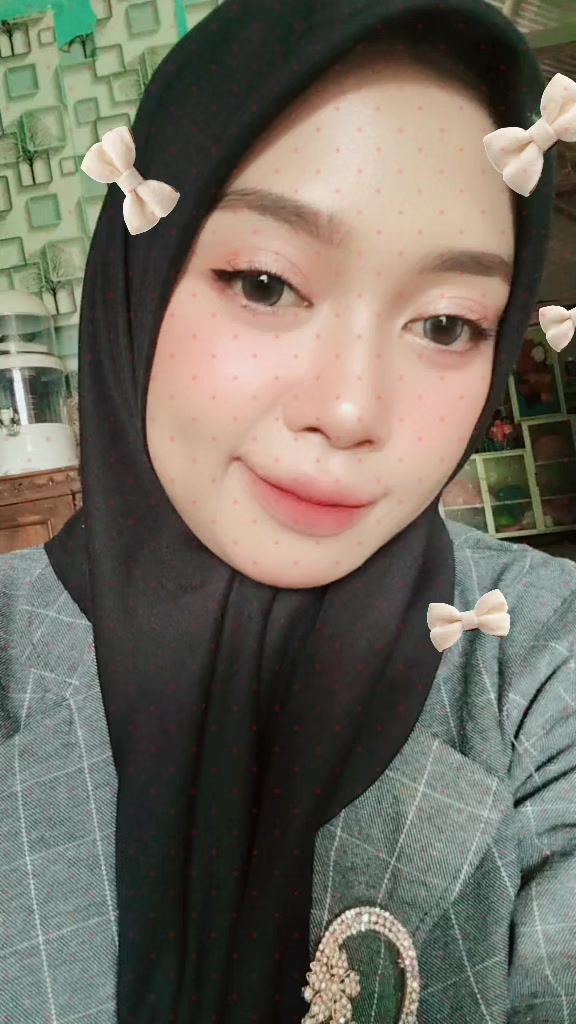 @putri khayalan🍑🫦