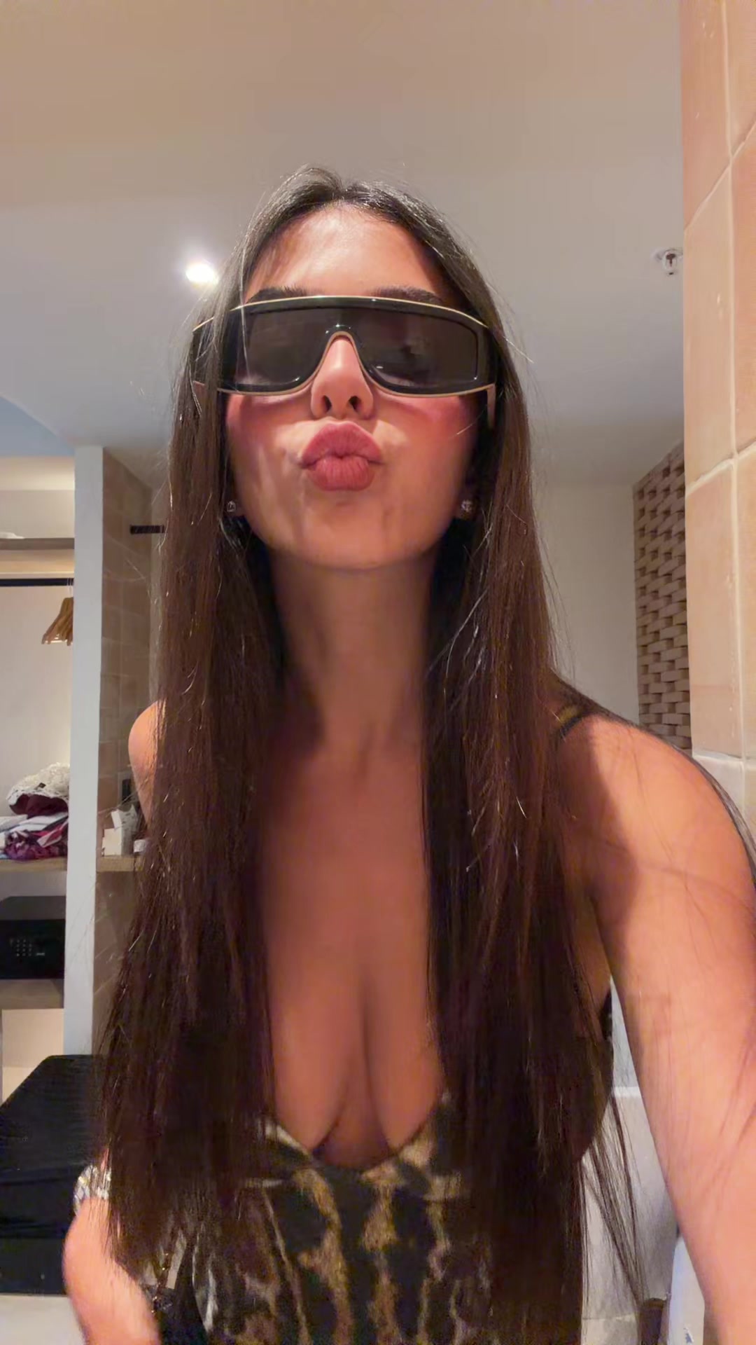 @liacohav
