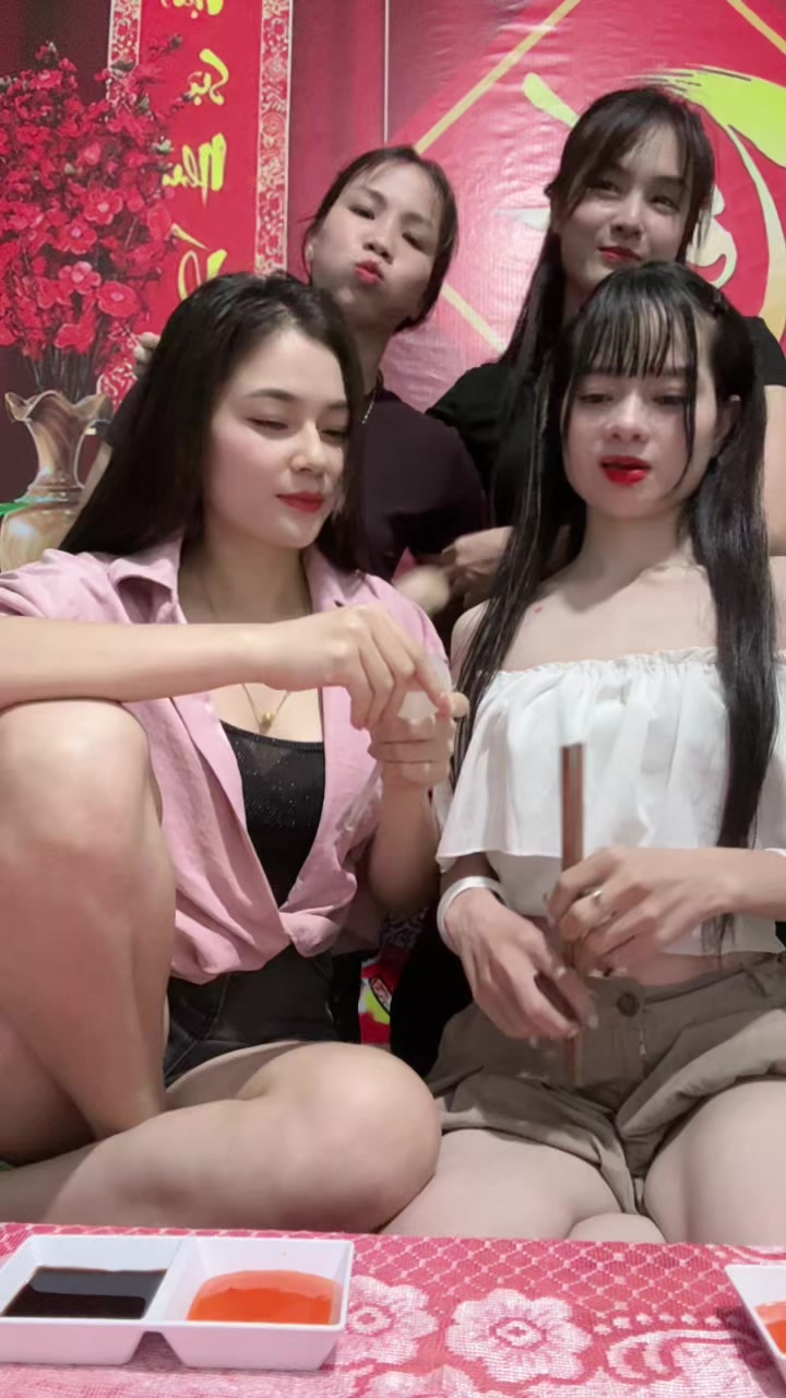 @Khổng La