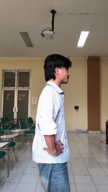 @Inisial F 👾