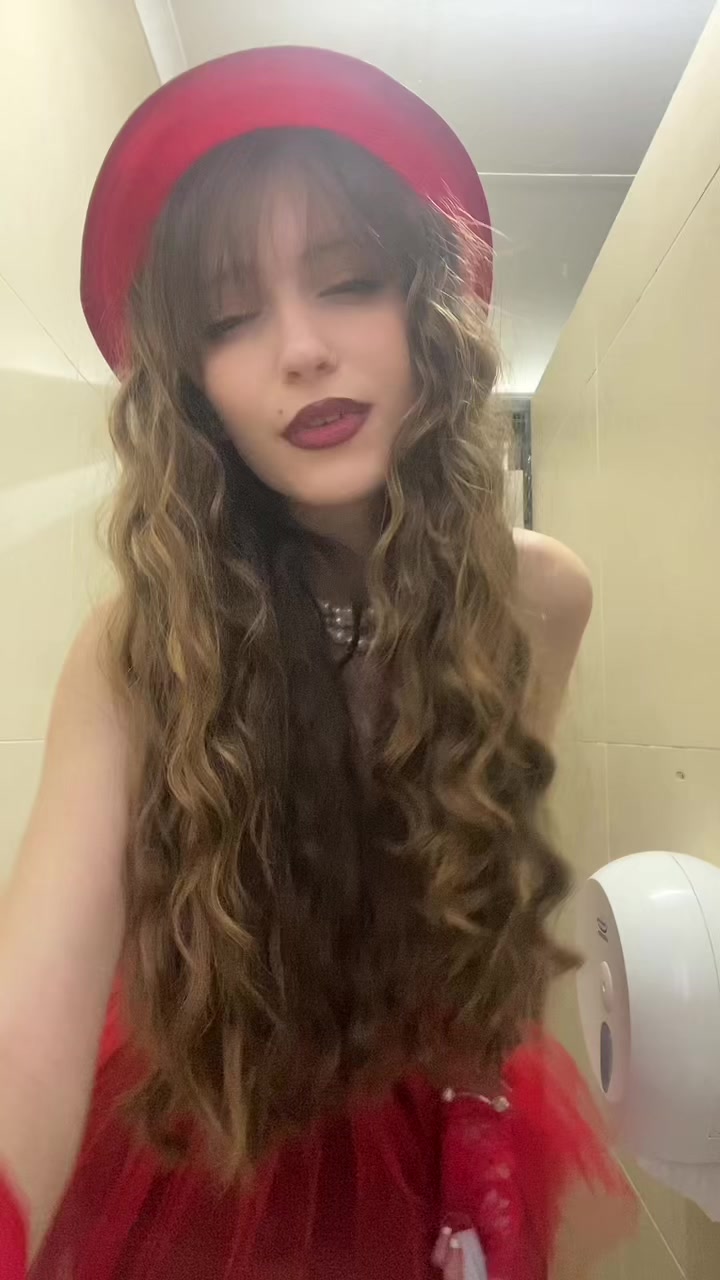 @𝓐🌹