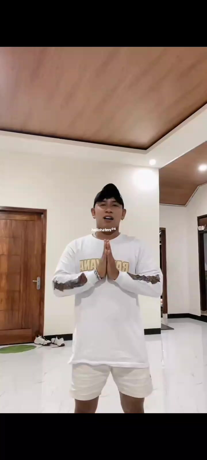 @𝗛𝗲𝗹𝗹𝗼𝗵𝗮𝘁𝗲𝗿𝘀⁰⁴