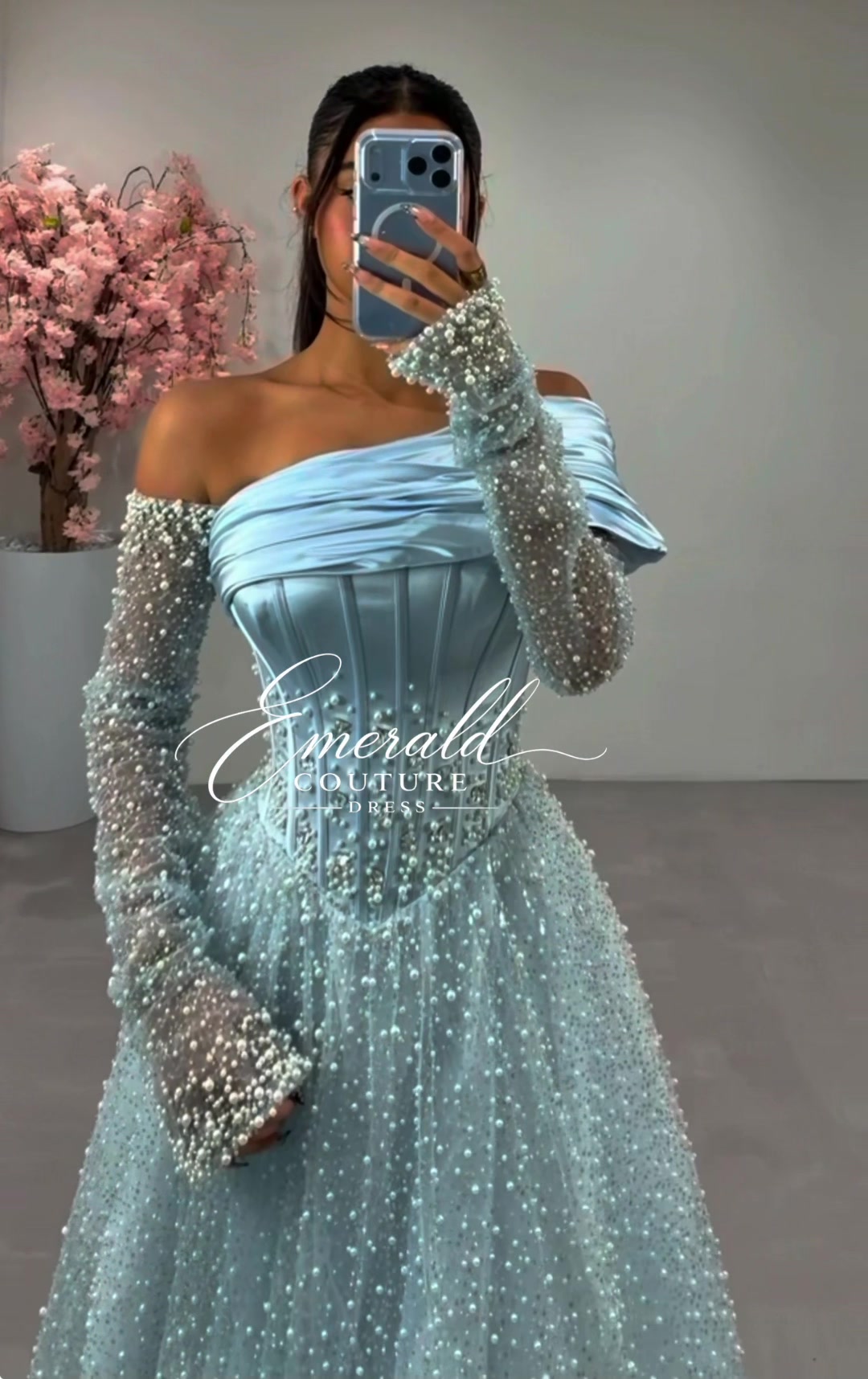 @Emerald Couture Dress Inc.