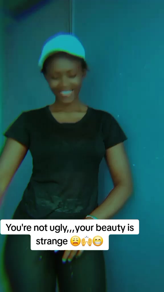 @🦋NYANAAM👌😍