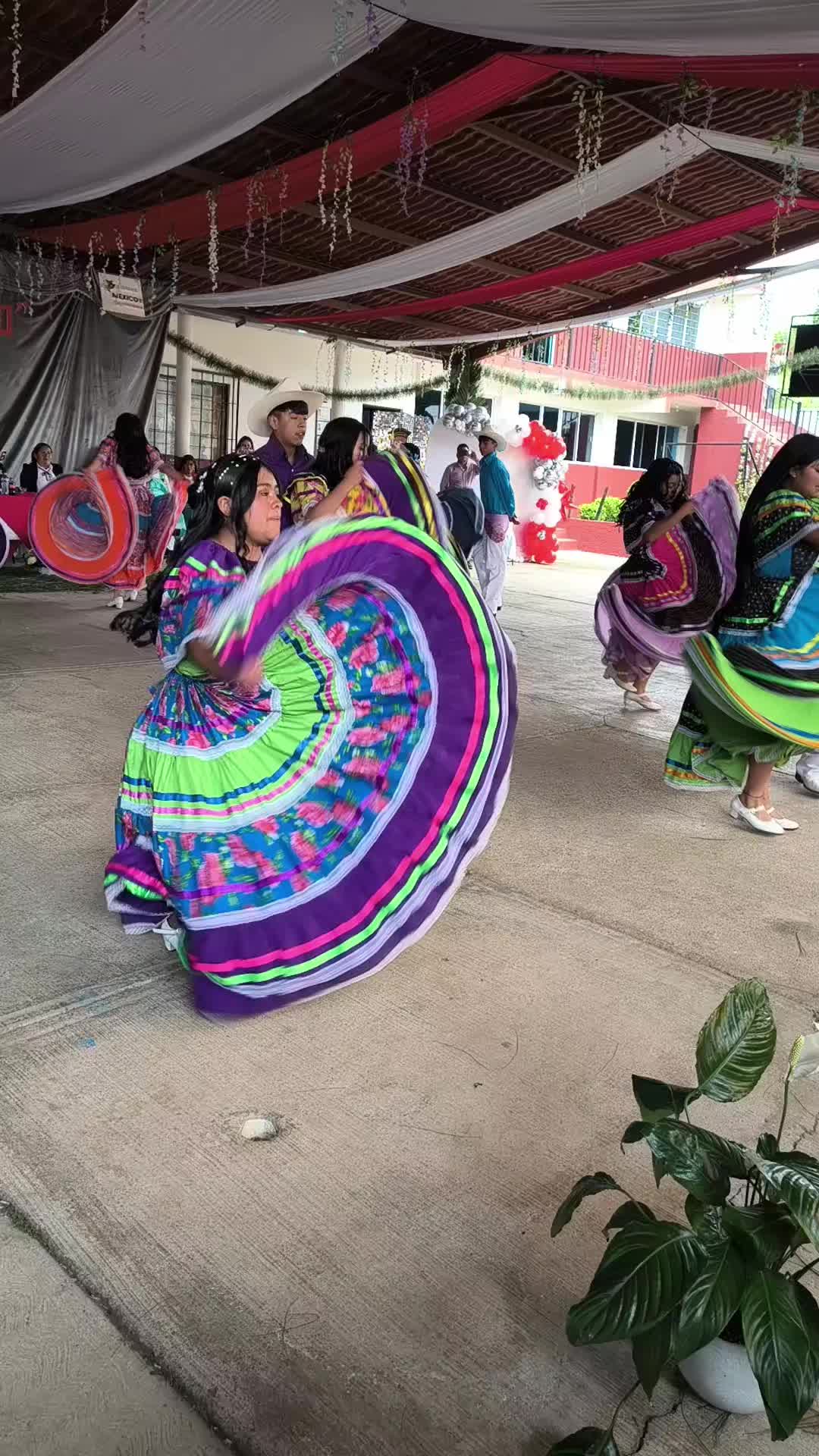 @Producciones Vania