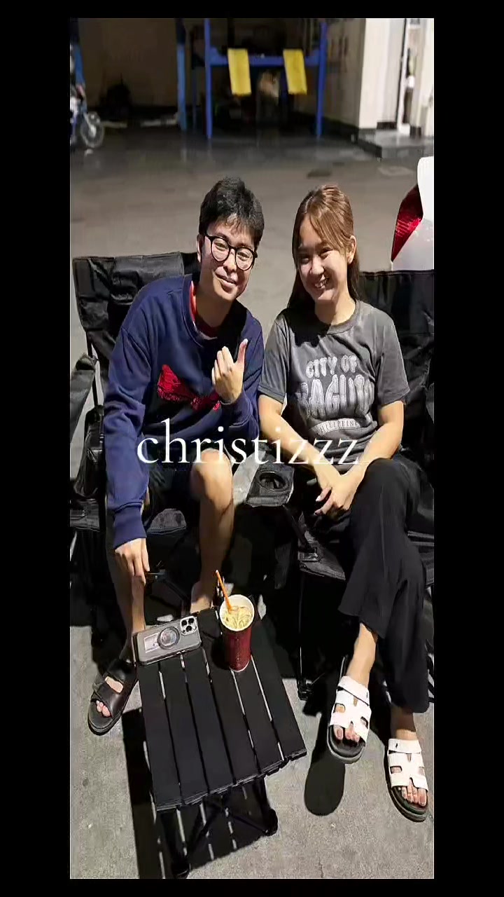 @ChrisTizzz