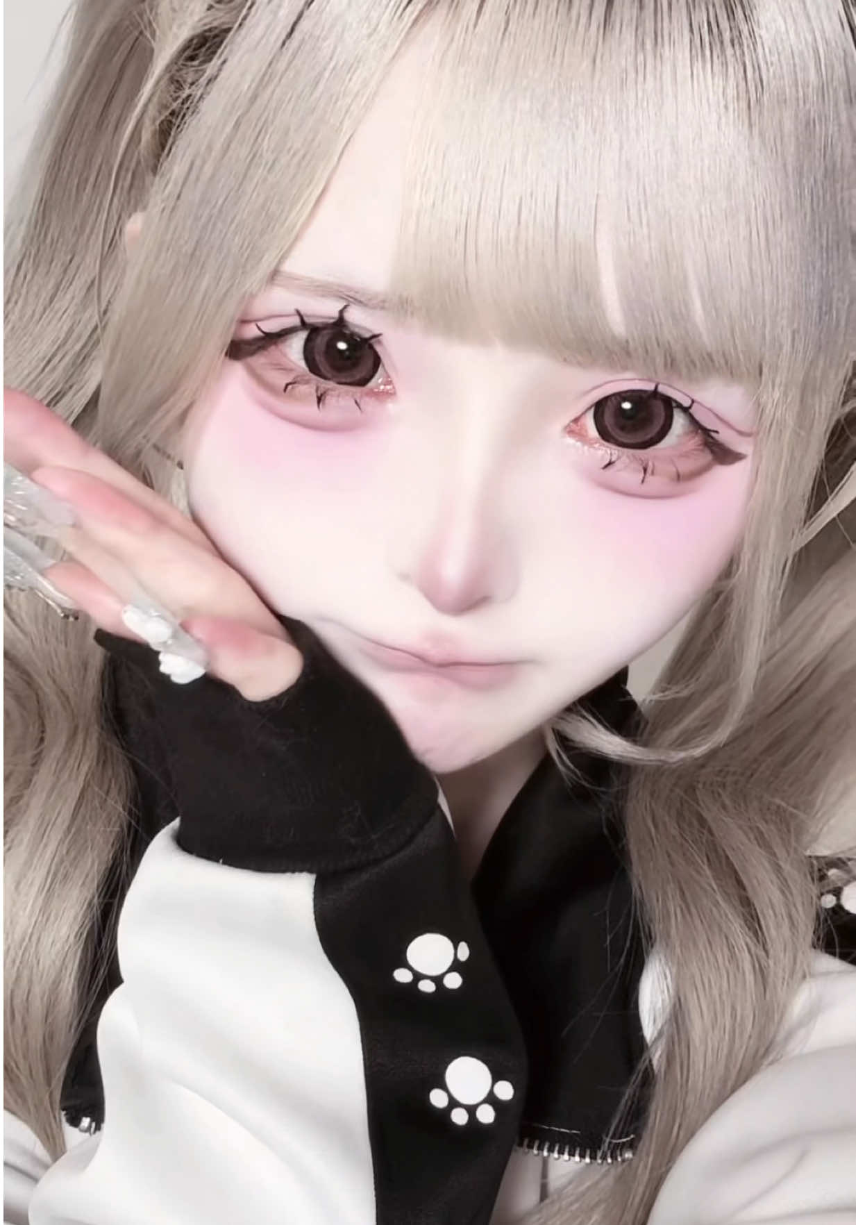 @zzz˚˚