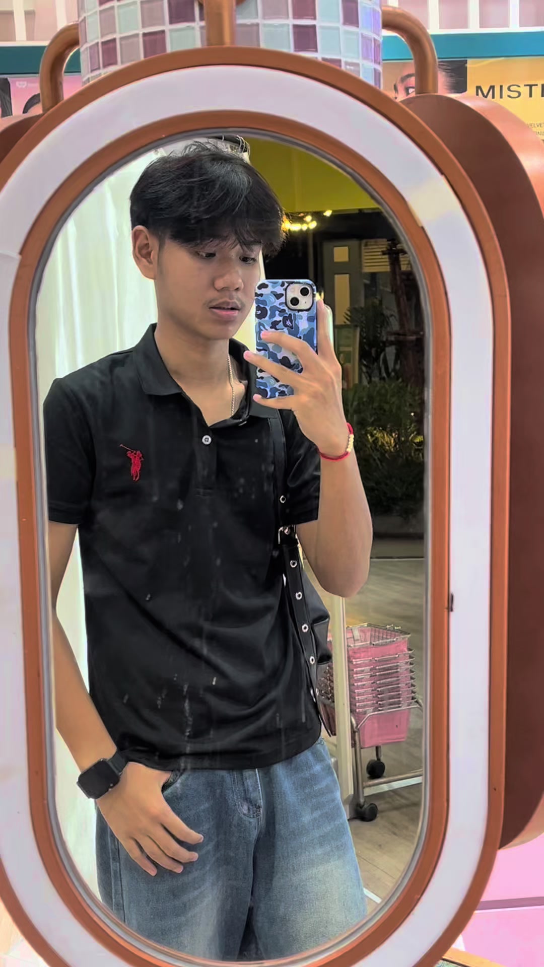@Myat🦖