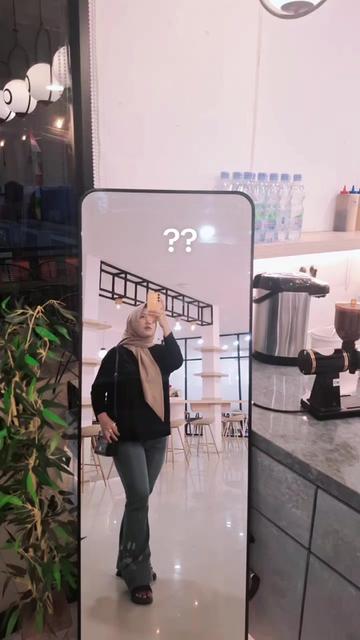 @Pallova23♤■•