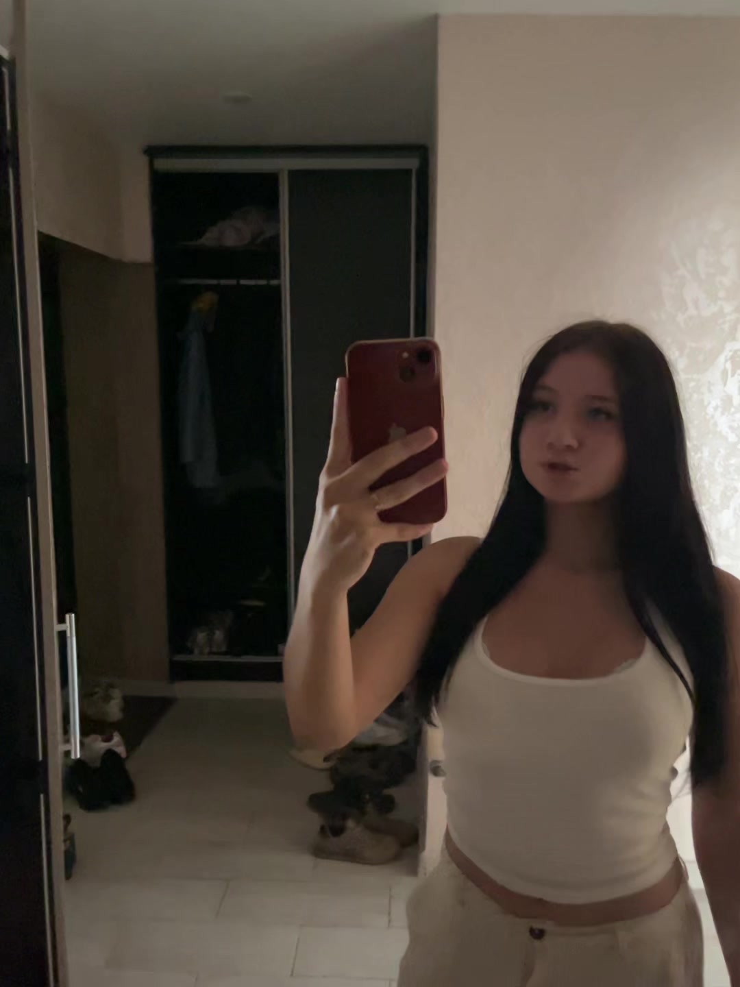 @полина я