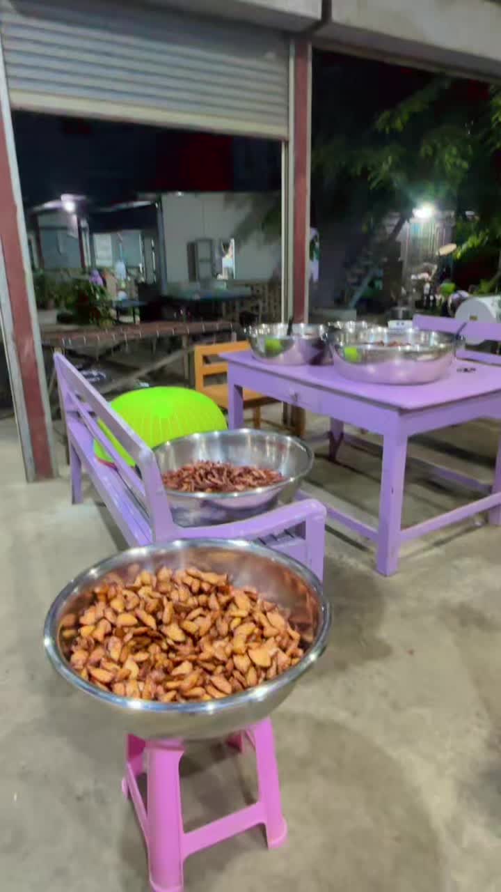 @သန့်သန့်လေးစားသောက်ကုန် 6591