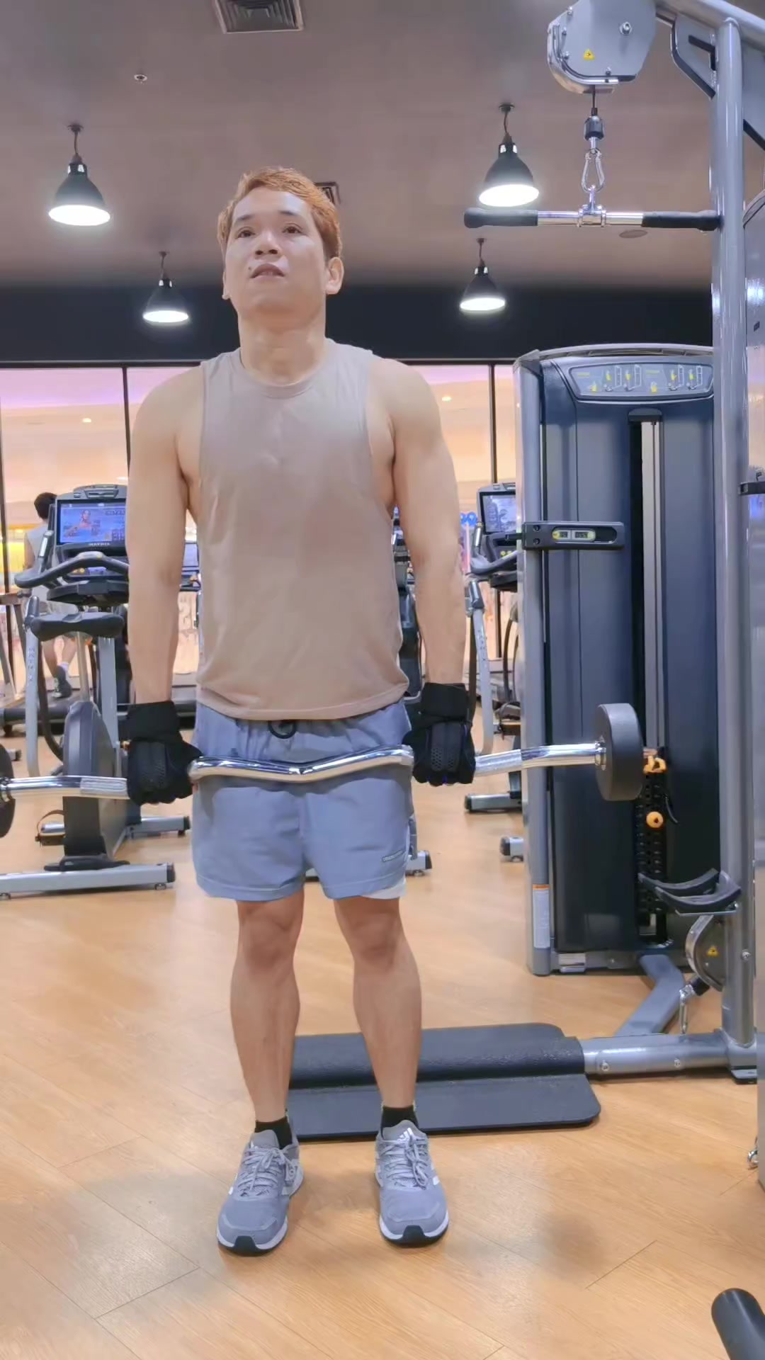 @อสูรน้อย ในตะเกียงแก้ว
