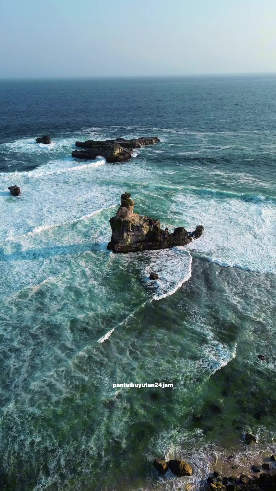 @PANTAI BUYUTAN PACITAN