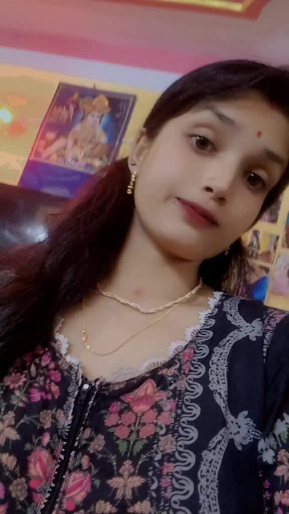 @Shreya ghosh ✌️