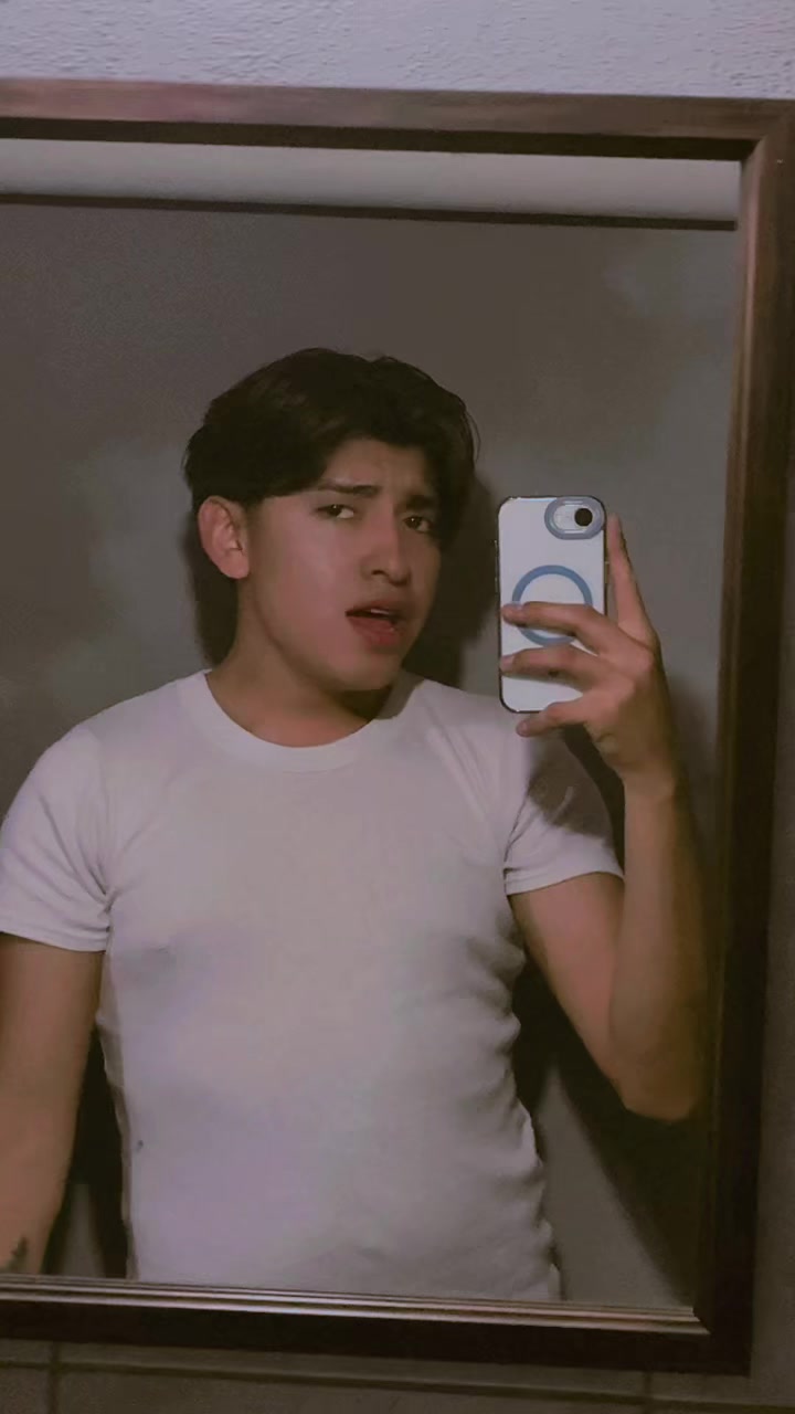 @✨️𝕄𝔸ℝ𝕀𝕆  𝔾𝕌𝕋𝕀𝔼ℝℝ𝔼ℤ✨️