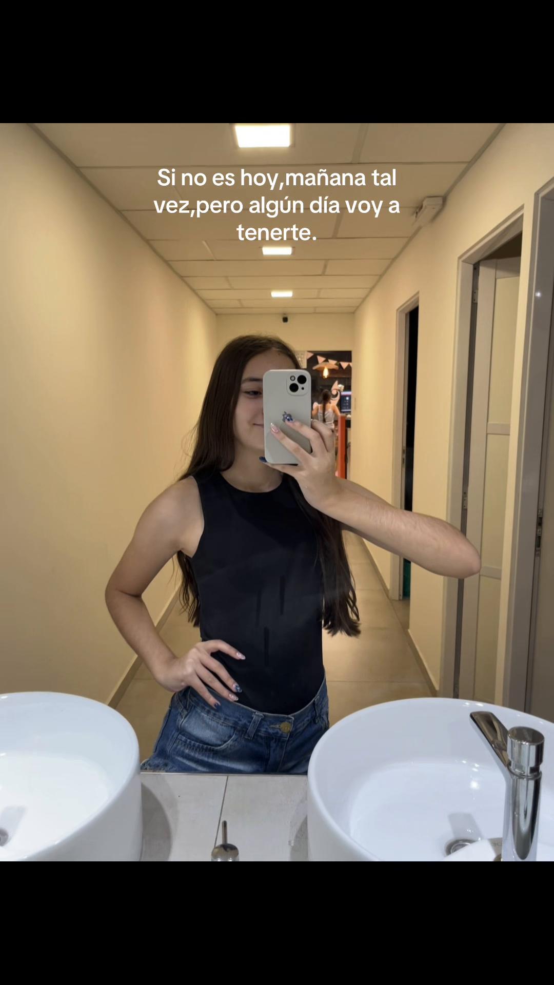 @𝓳𝓸𝓼𝓮𝓮𝓮:)