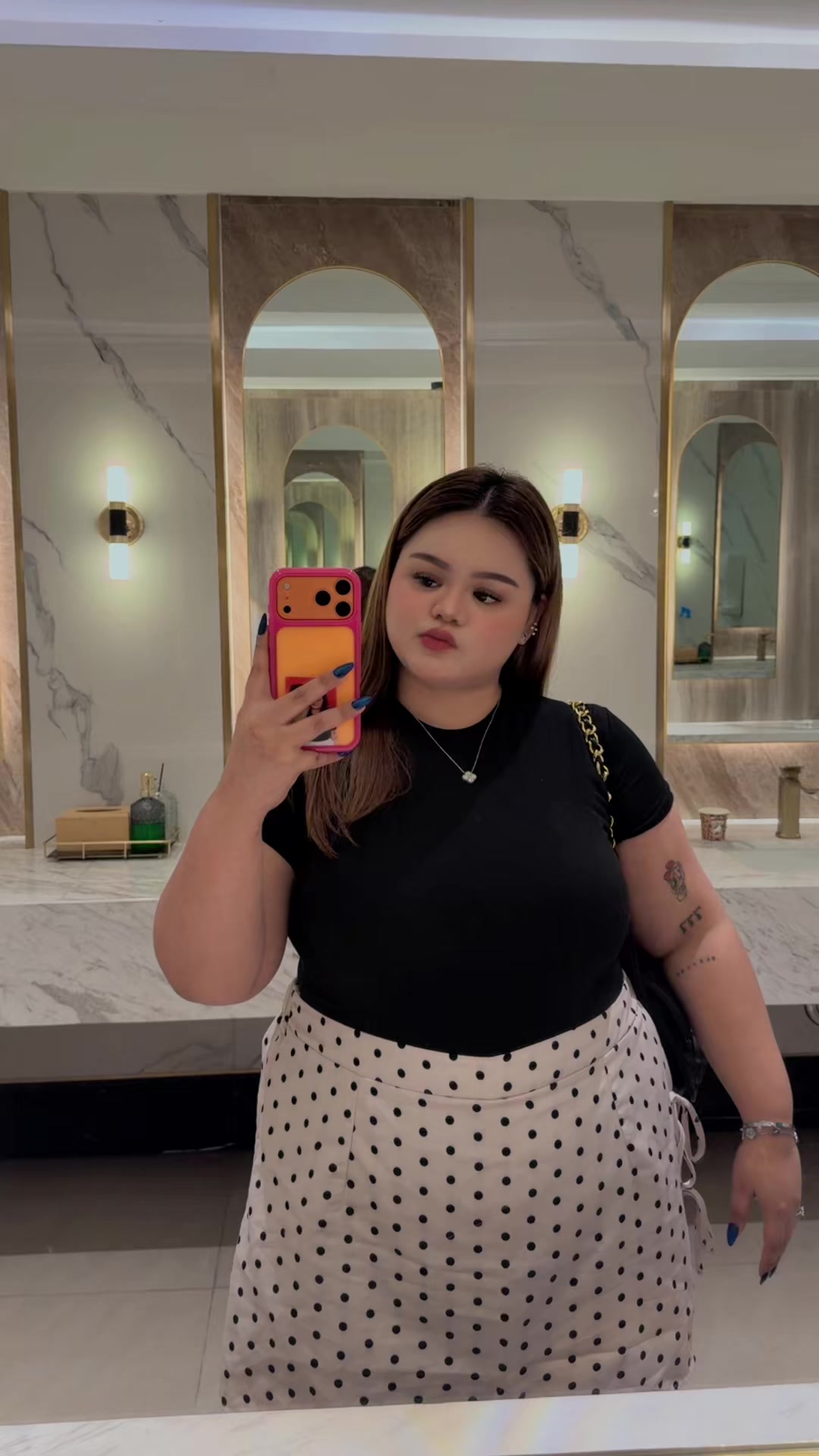 @Ms.NiksCai