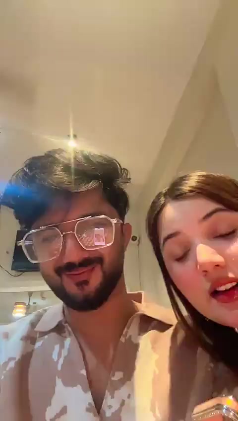 @Mr and Mrs Hussain tareen &hearts;️😍