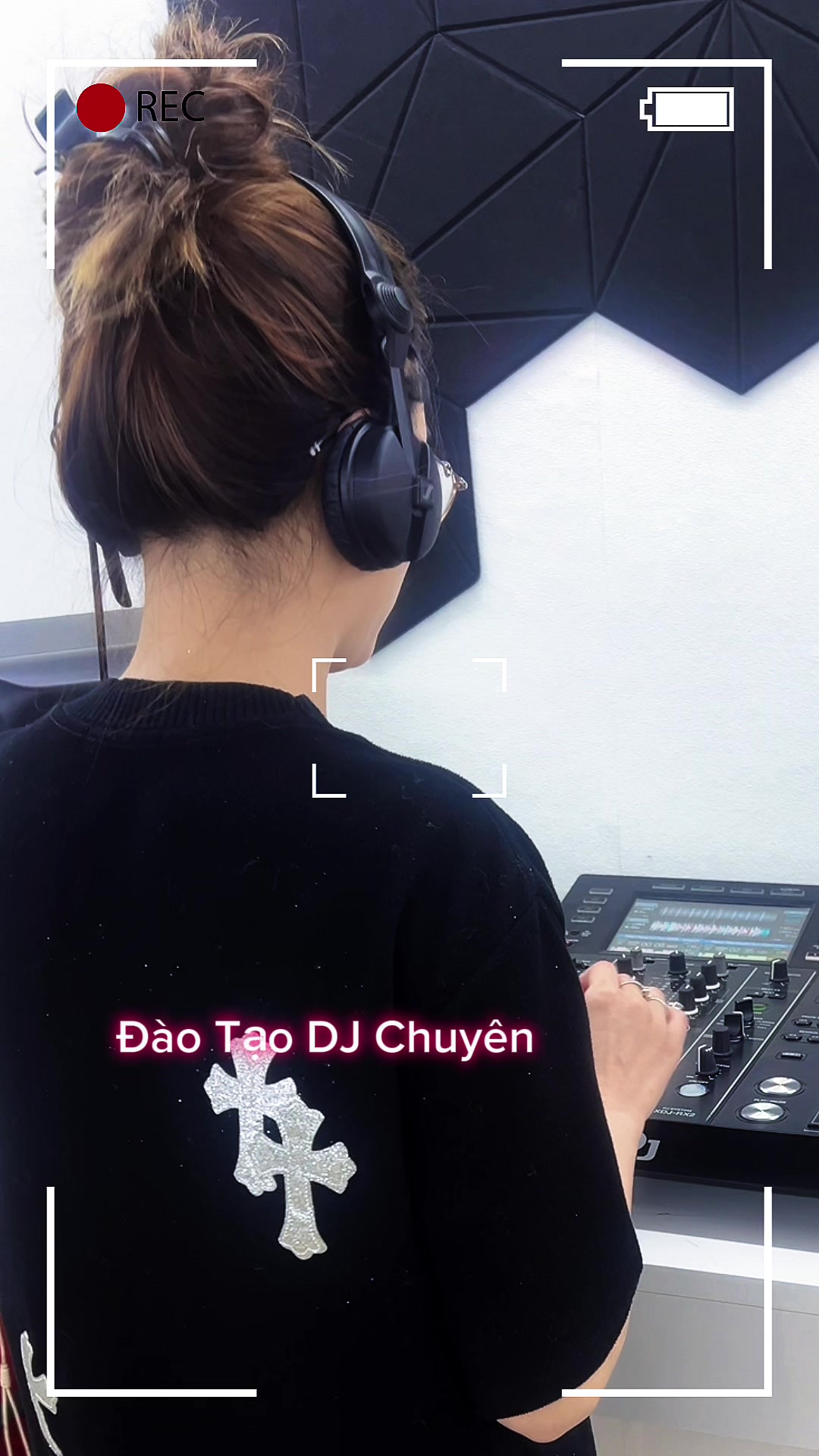 @DJ Billy