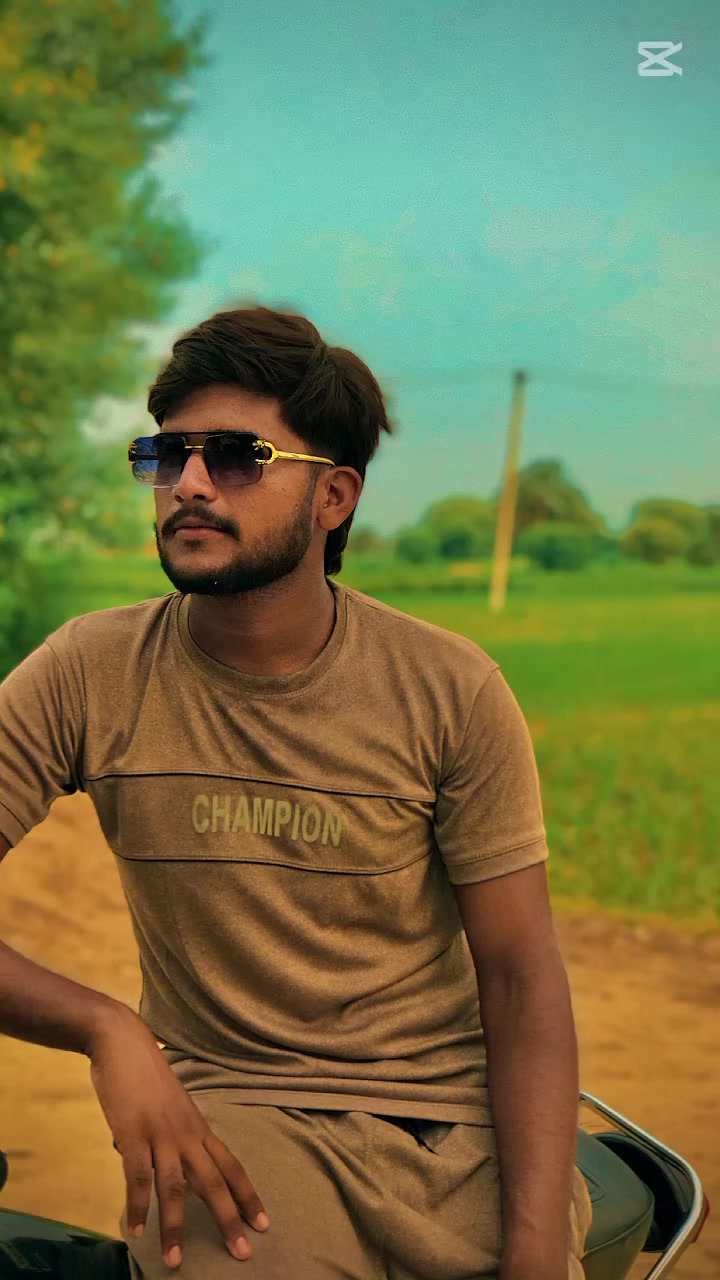 @falakshar