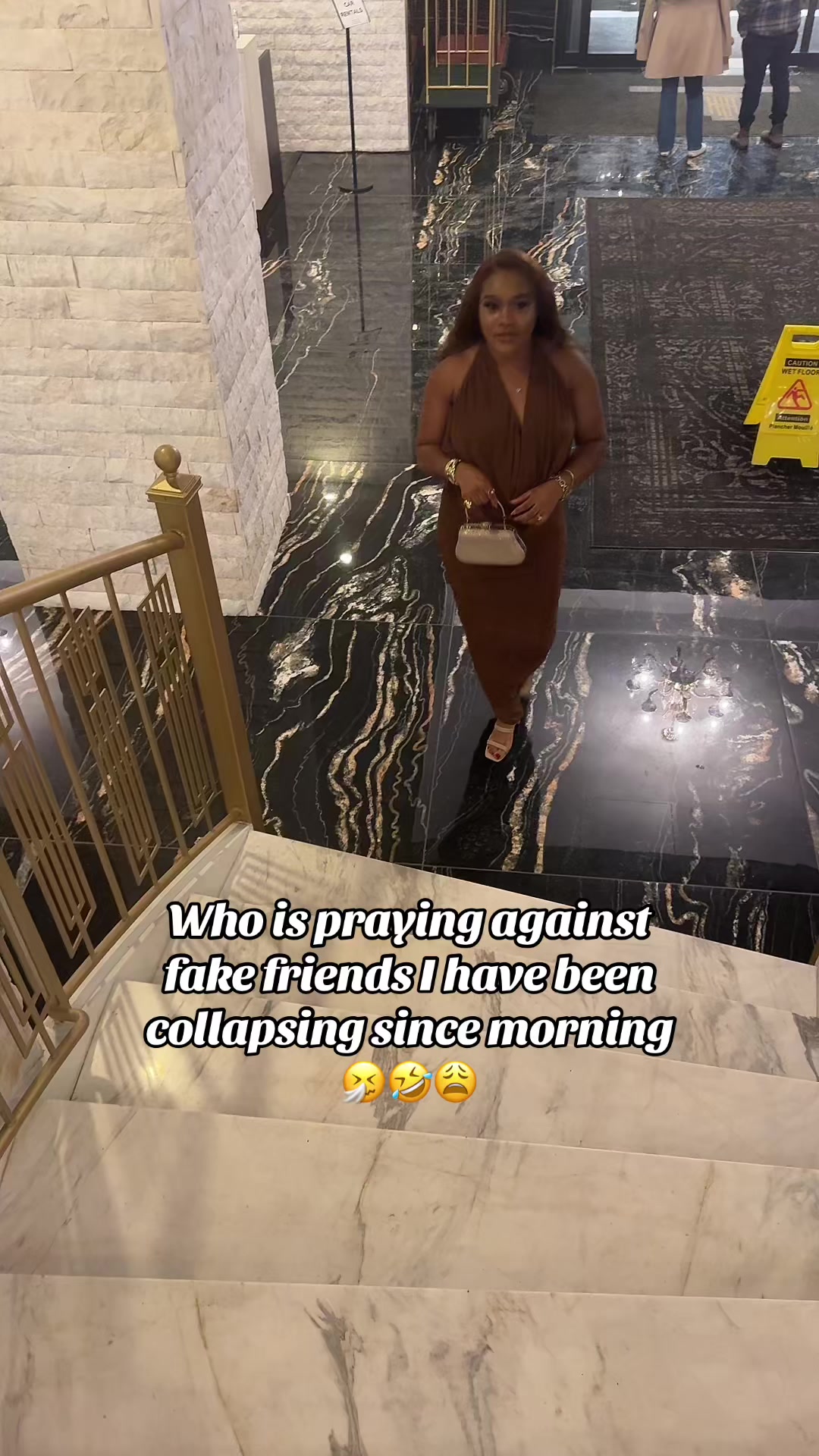 @Gloria