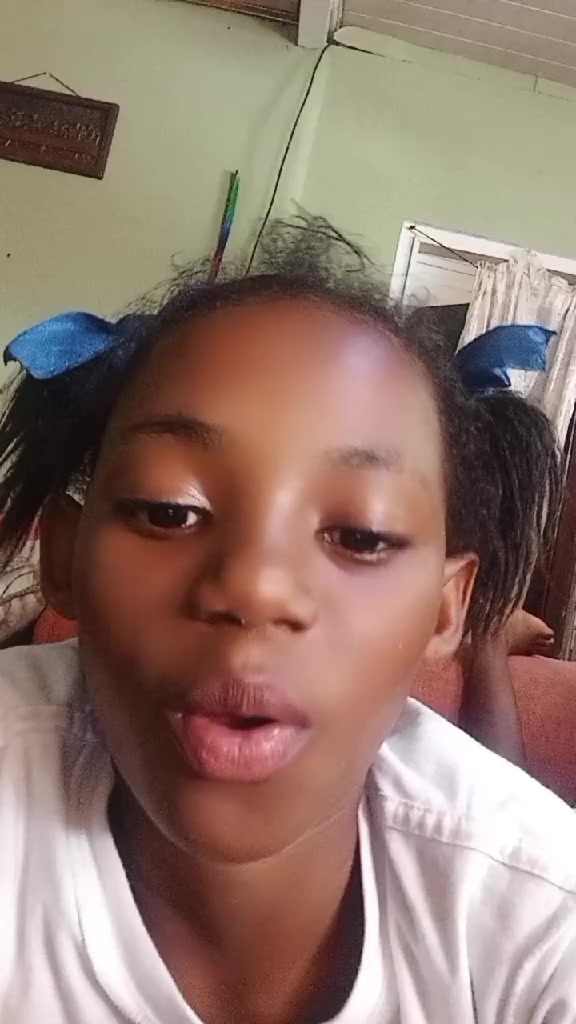 @💕🤪Spoil_Brat_ Queenia💕🤪